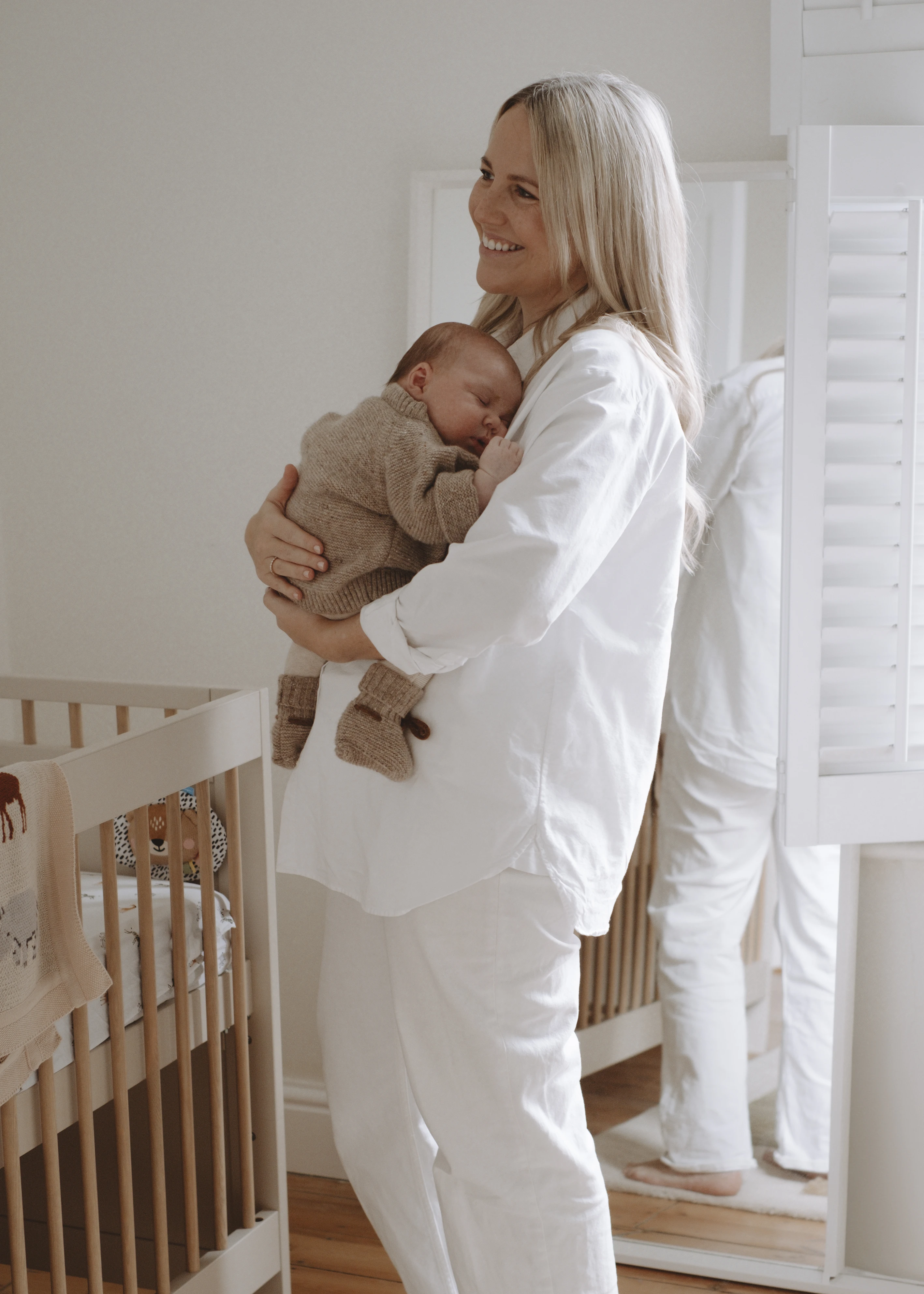 Newborn baby photography in Walthamstow, London by Rhiannon Emma