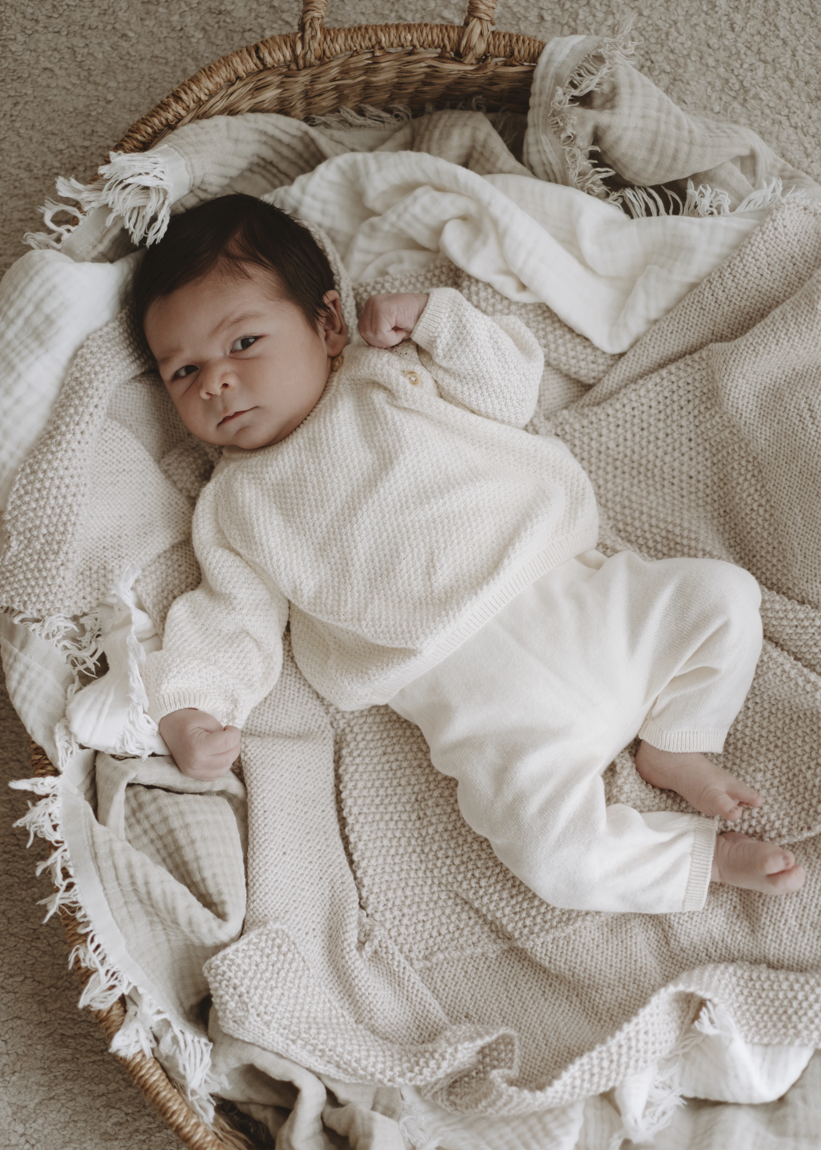 Newborn baby photography in Walthamstow, London by Rhiannon Emma