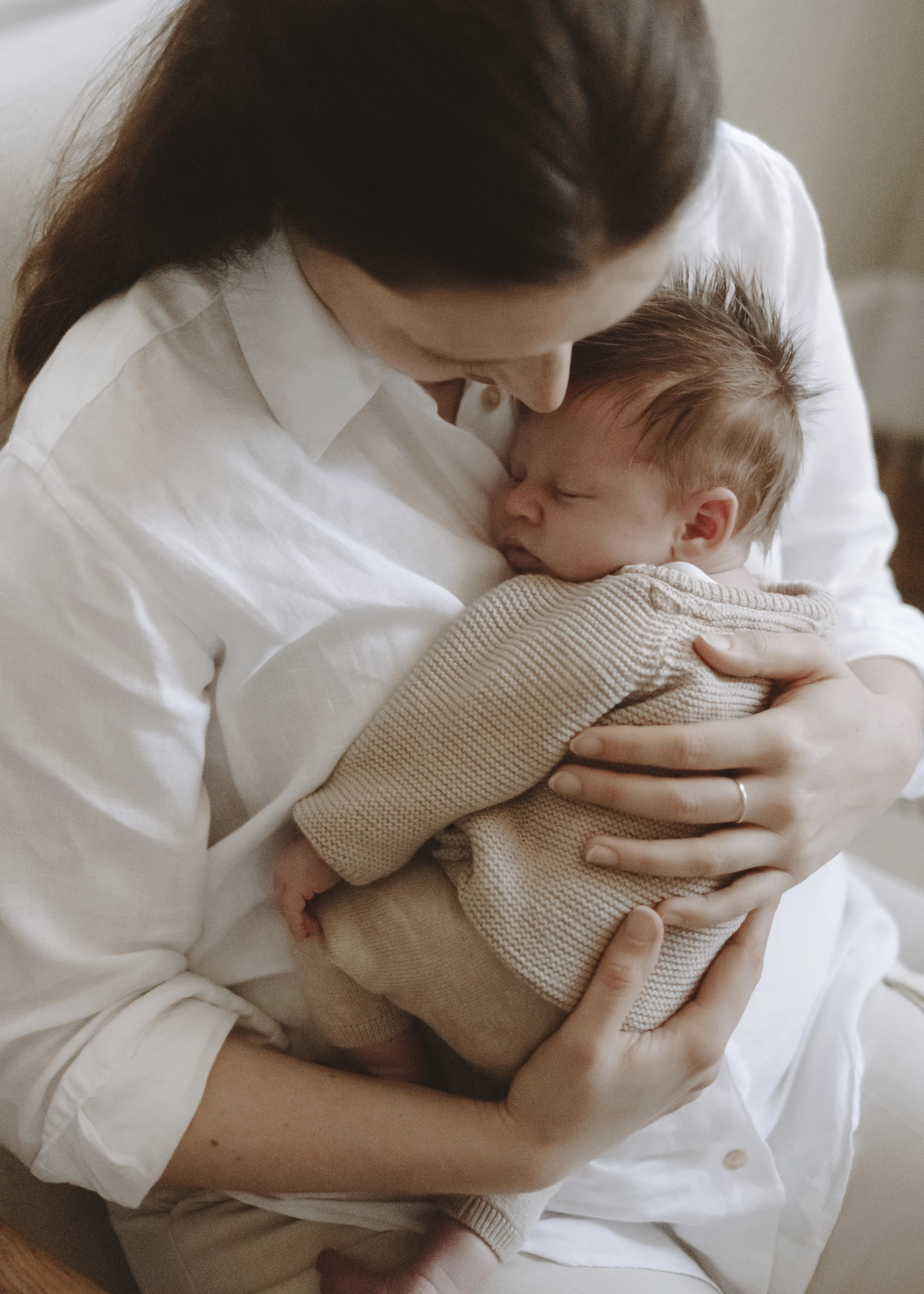 Newborn baby photography in Walthamstow, London by Rhiannon Emma