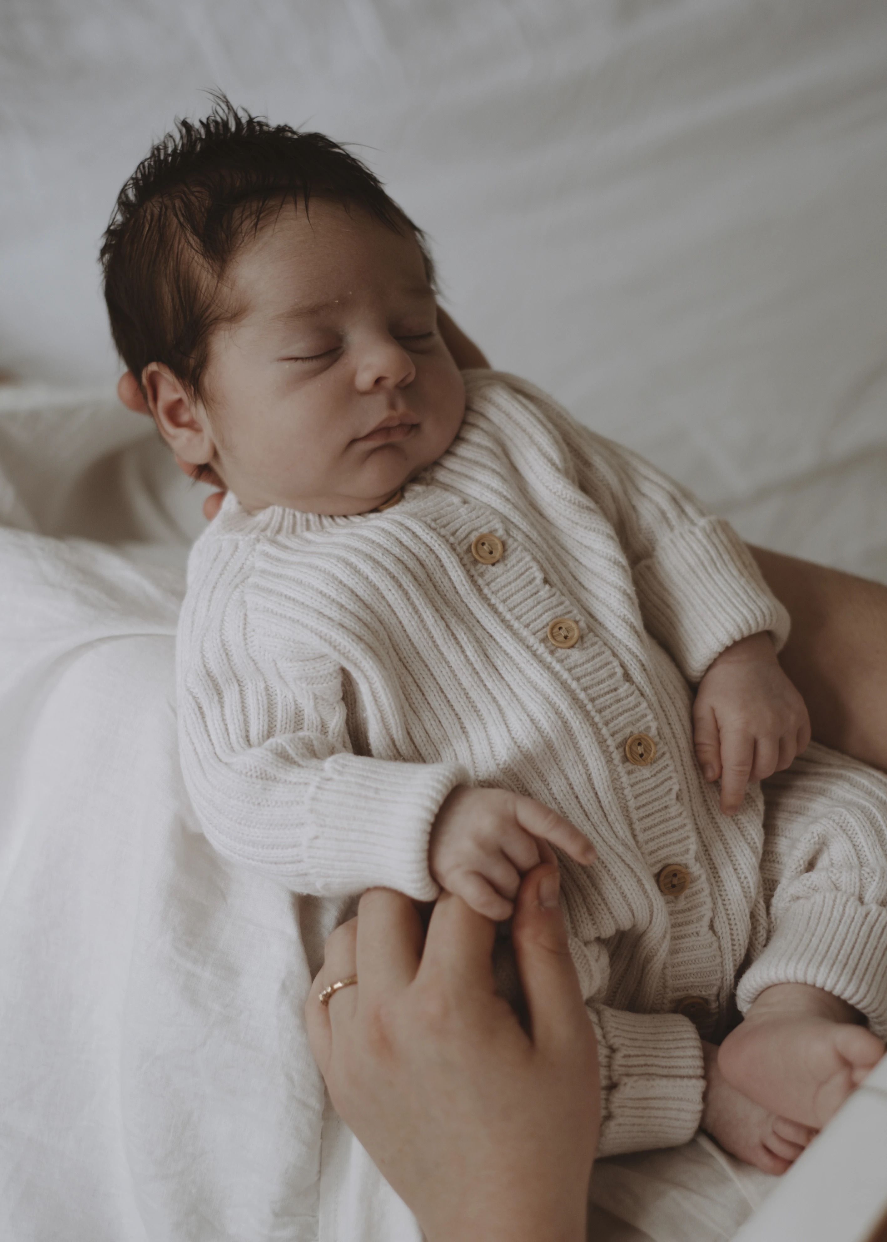 Newborn baby photography in Walthamstow, London by Rhiannon Emma