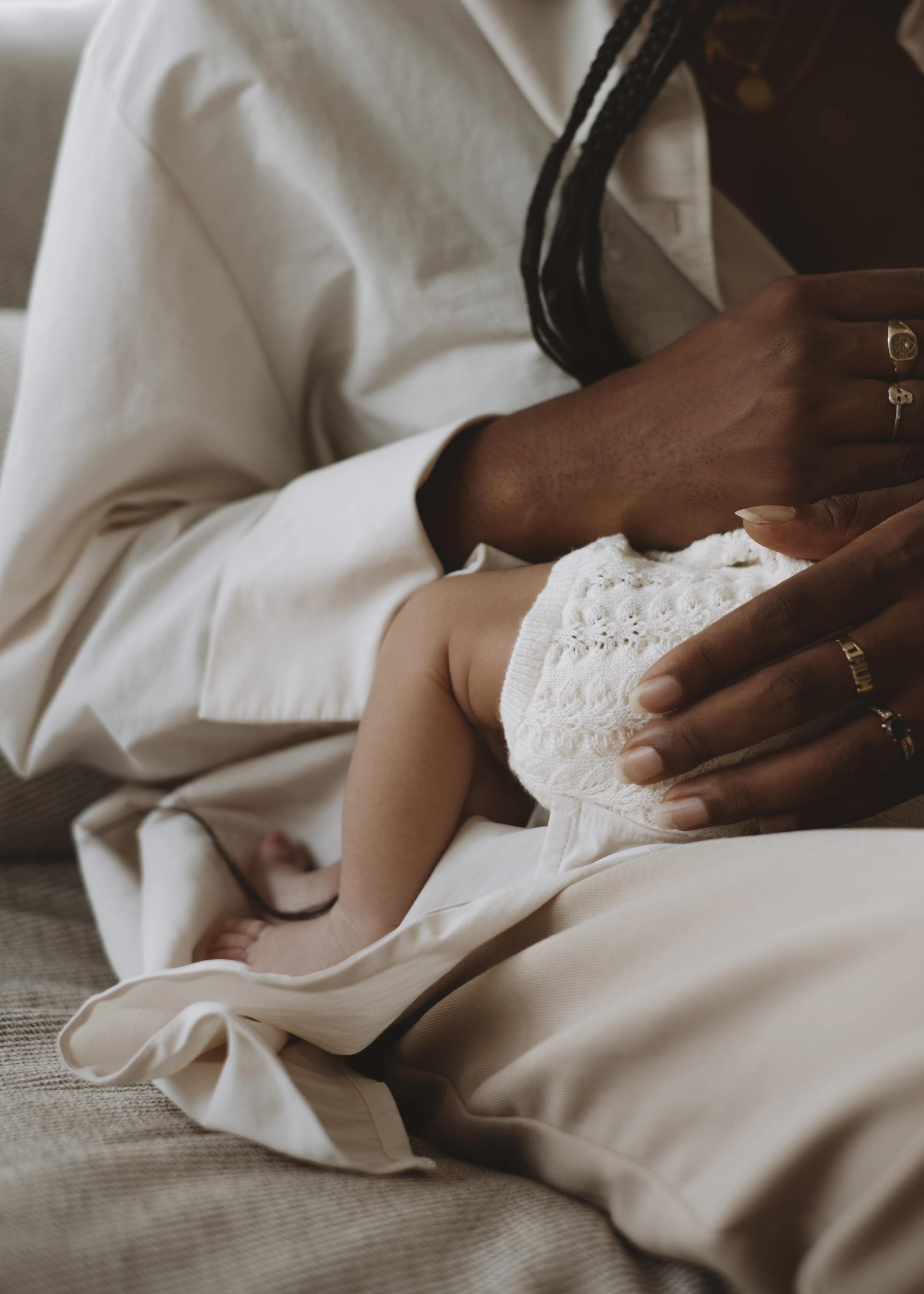 Newborn baby photography in Walthamstow, London by Rhiannon Emma