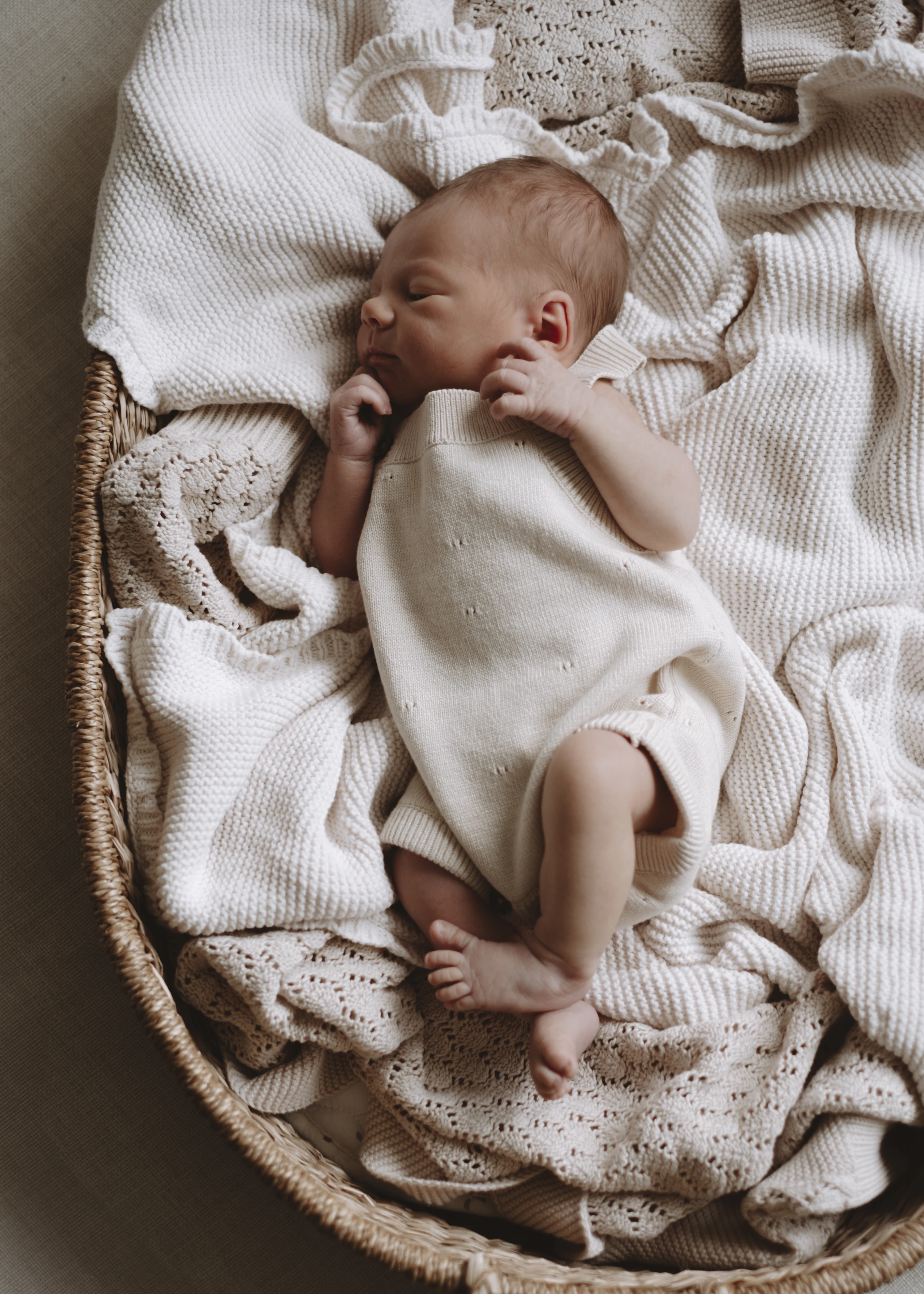 Newborn baby photography in Walthamstow, London by Rhiannon Emma
