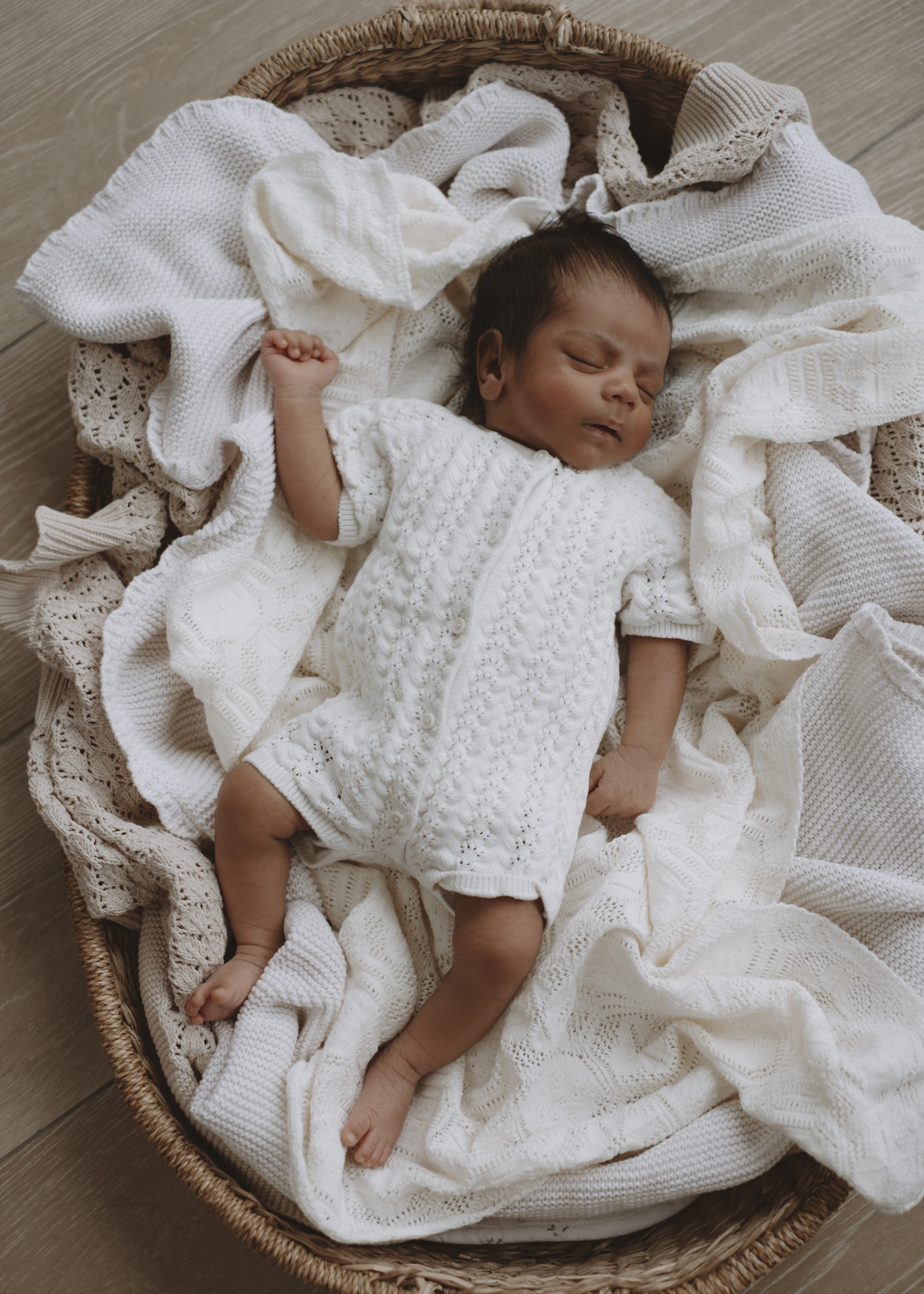 Newborn baby photography in Walthamstow, London by Rhiannon Emma